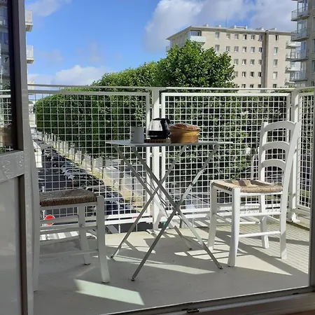 Les Balcons De L'orne